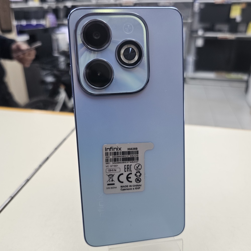 Смартфон Infinix HOT 40i 8/128