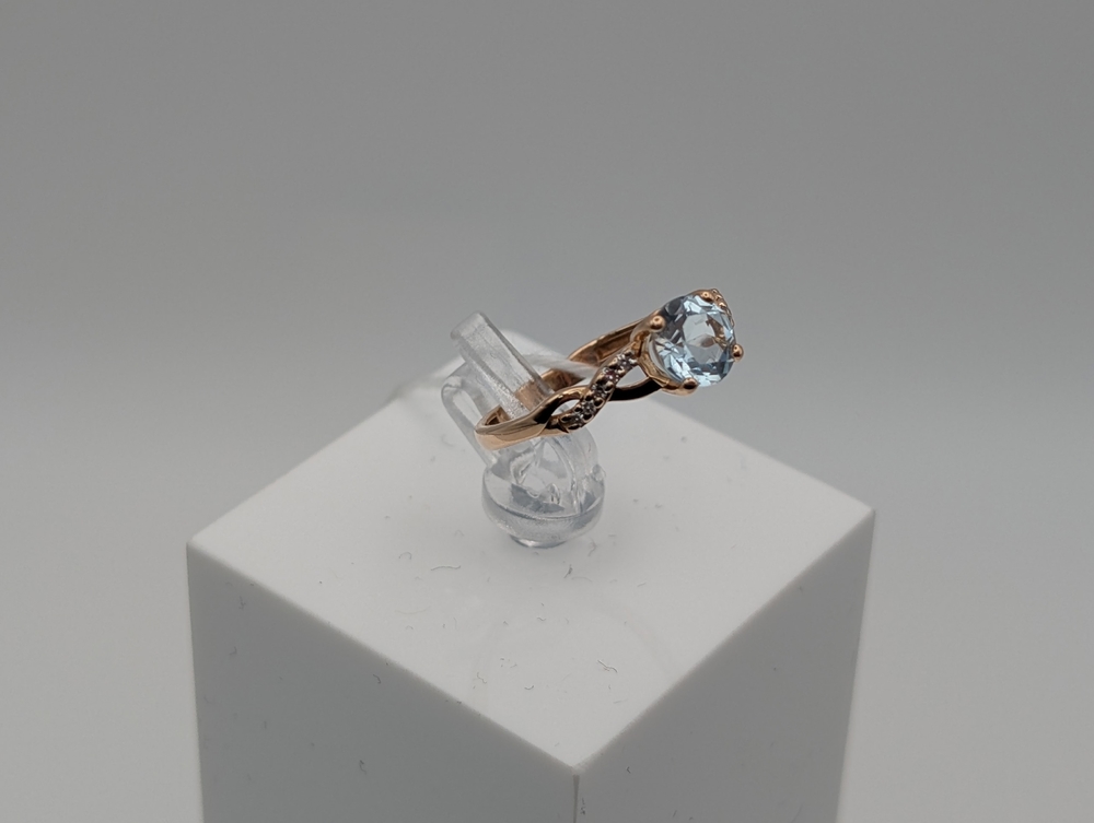 КОЛЬЦО С КАМНЯМИ (Au 585)