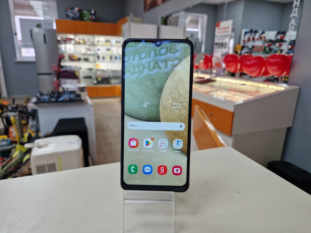 Смартфон Samsung Galaxy A12 4/64