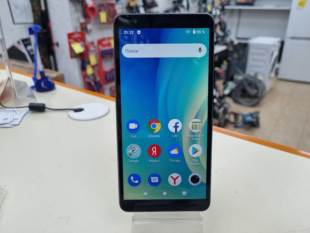 Смартфон ZTE Blade L210