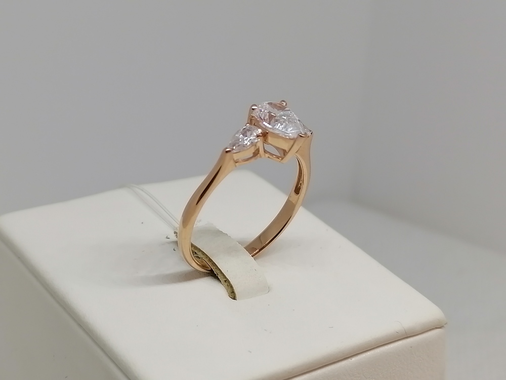 КОЛЬЦО С КАМНЯМИ (Au 585)