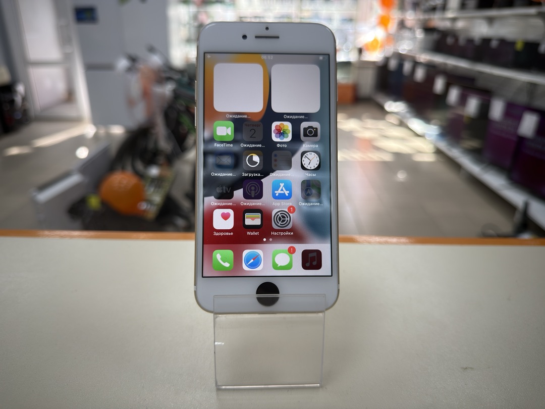 Смартфон Apple iPhone 7 128Gb