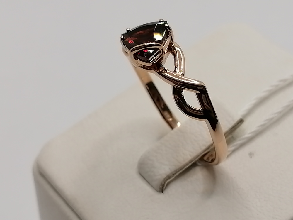 КОЛКМ585 КОЛЬЦО С КАМНЕМ (Au 585) КОЛКМ585 КОЛЬЦО С КАМНЕМ (Au 585)