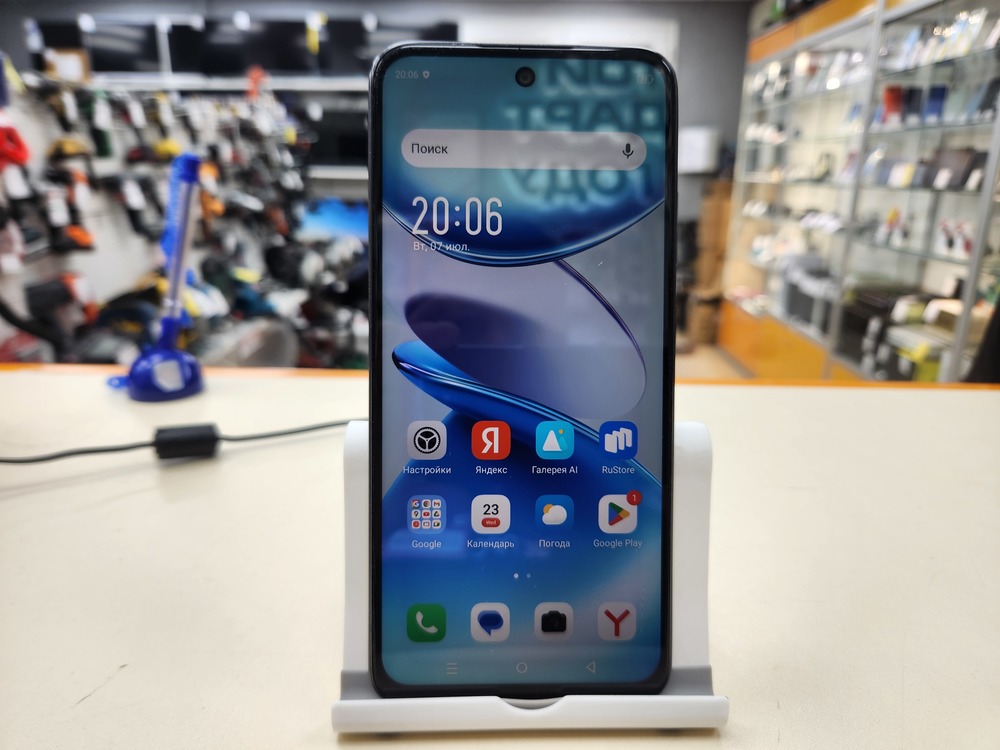 Смартфон Infinix Smart 9 3/128