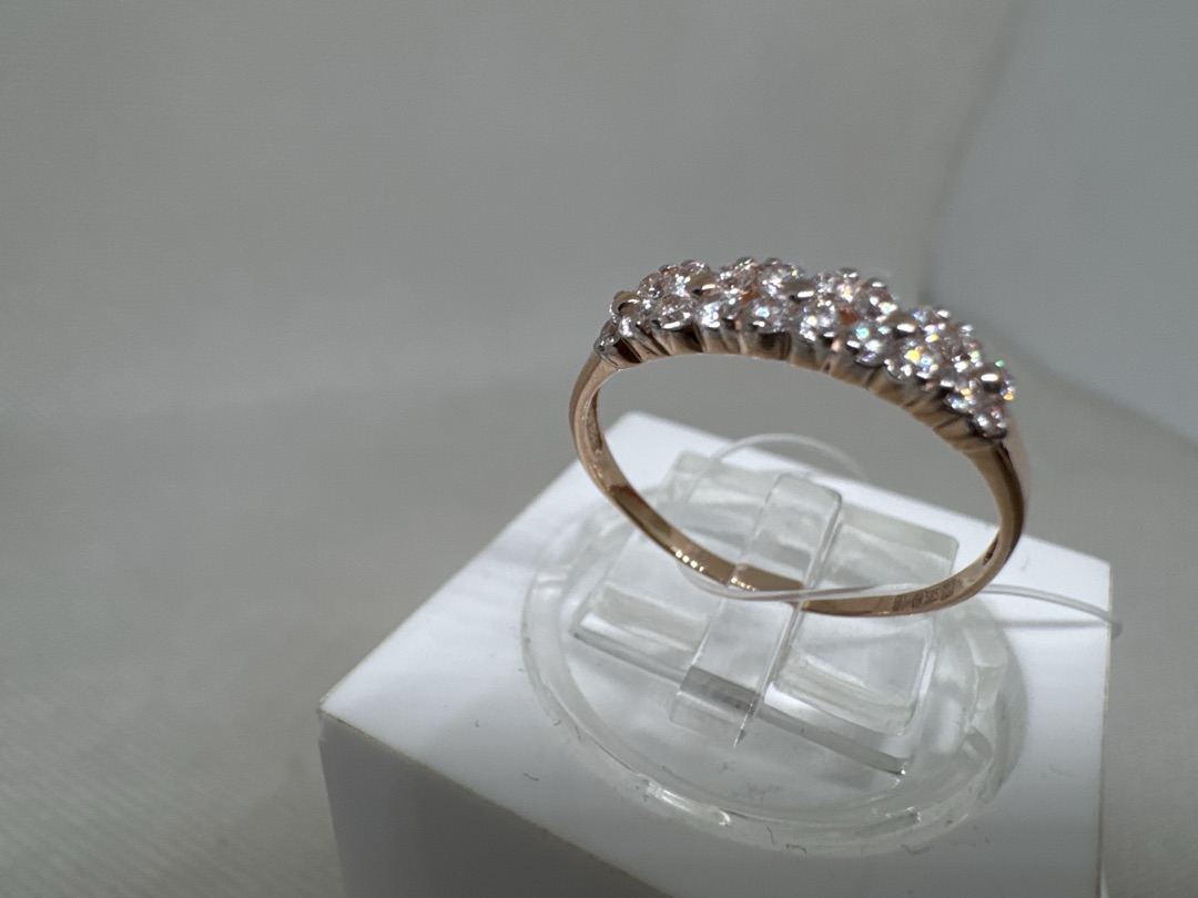 КОЛЬЦО С КАМНЯМИ (Au 585)