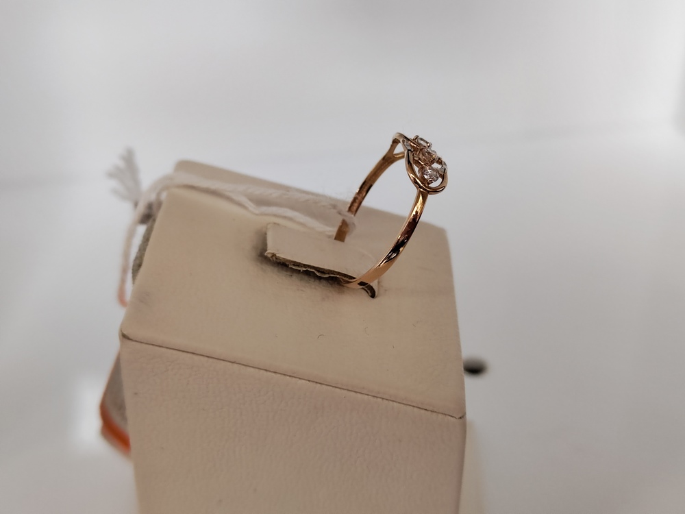 КОЛЬЦО С КАМНЯМИ (Au 585)