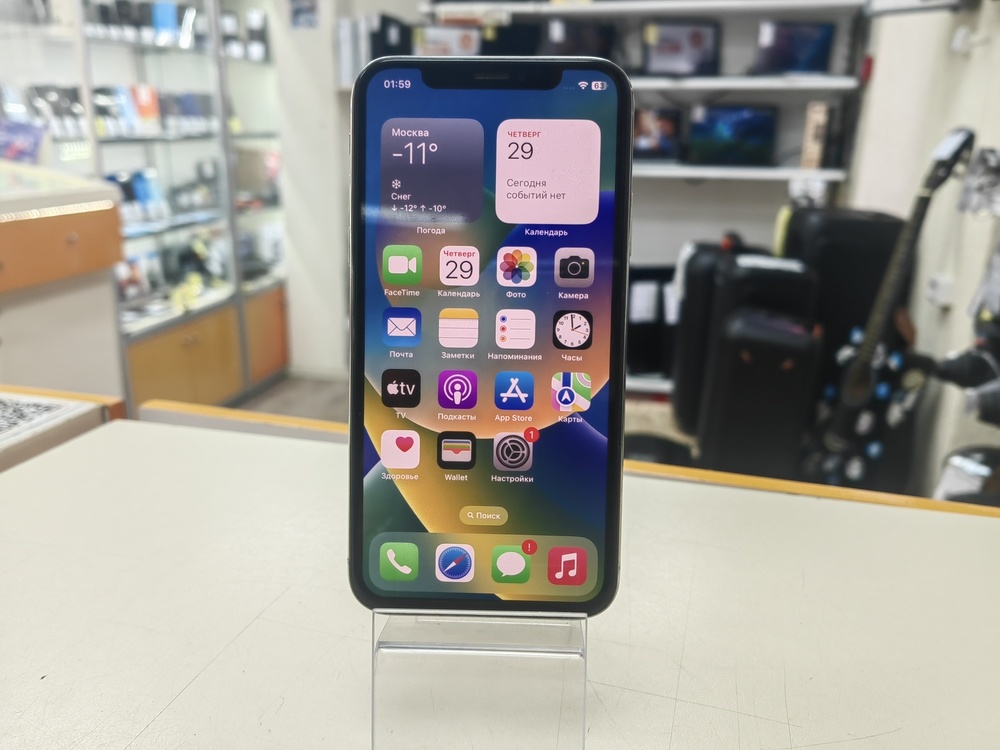 Смартфон Apple iPhone X 64Gb