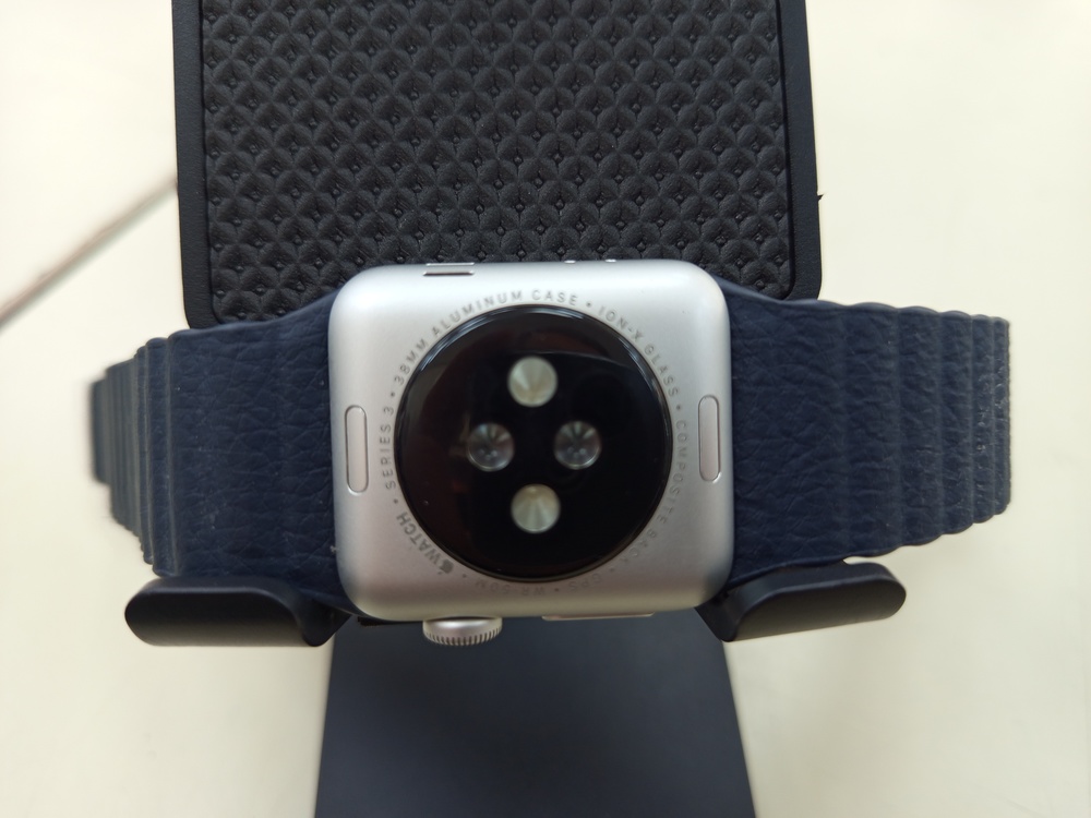 Смарт-часы Apple Watch Series 3 38 мм