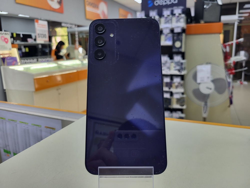 Смартфон Samsung Galaxy A15 4/128