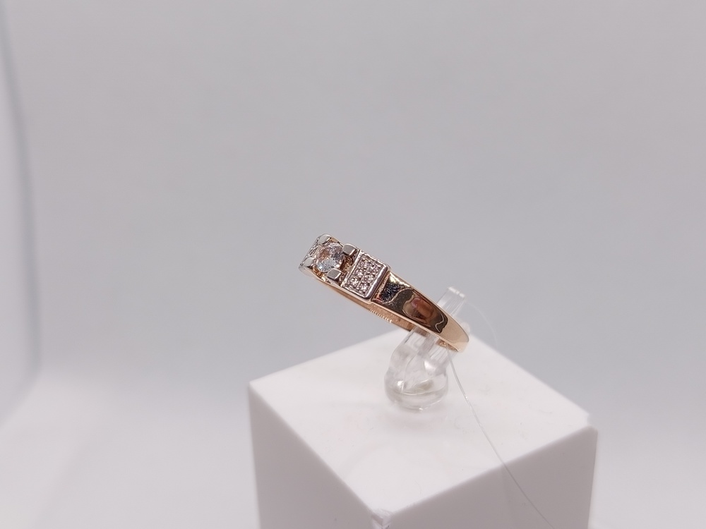 КОЛЬЦО С КАМНЯМИ (Au 585)