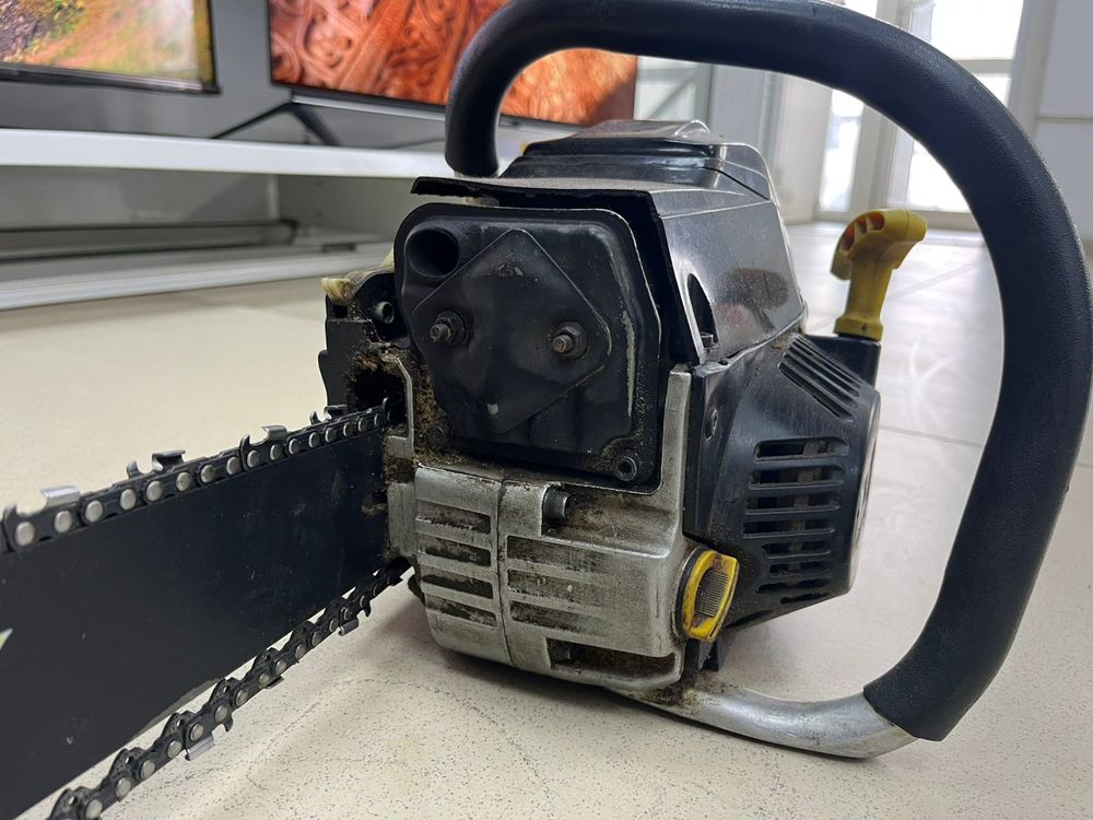 Бензопила Huter BS-45;