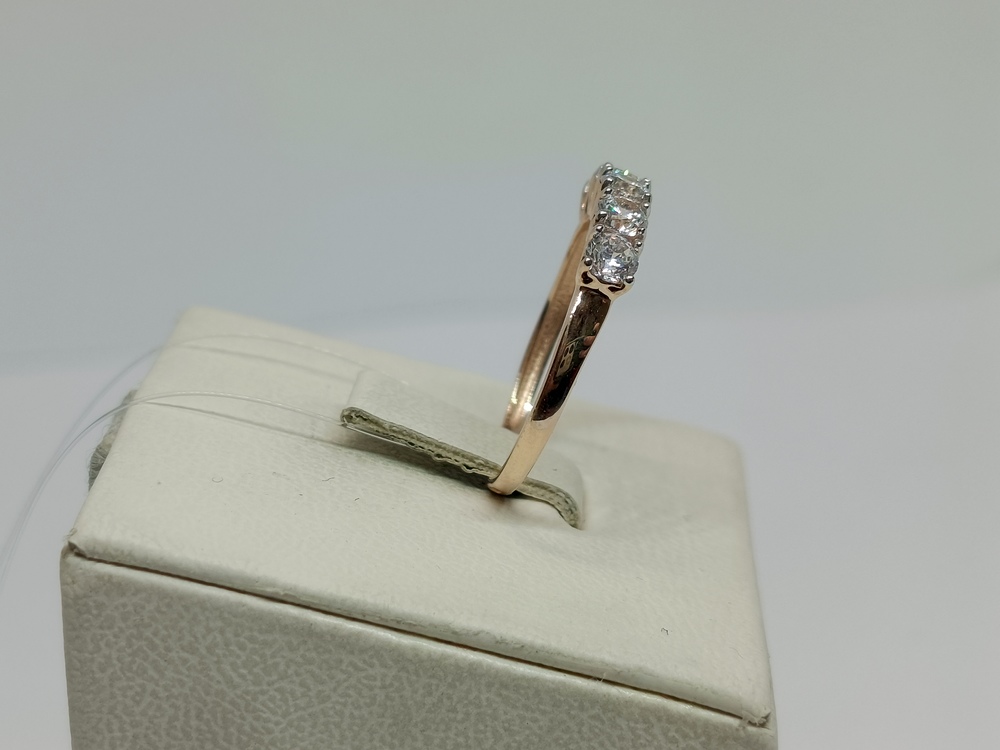 КОЛЬЦО С КАМНЯМИ (Au 585)