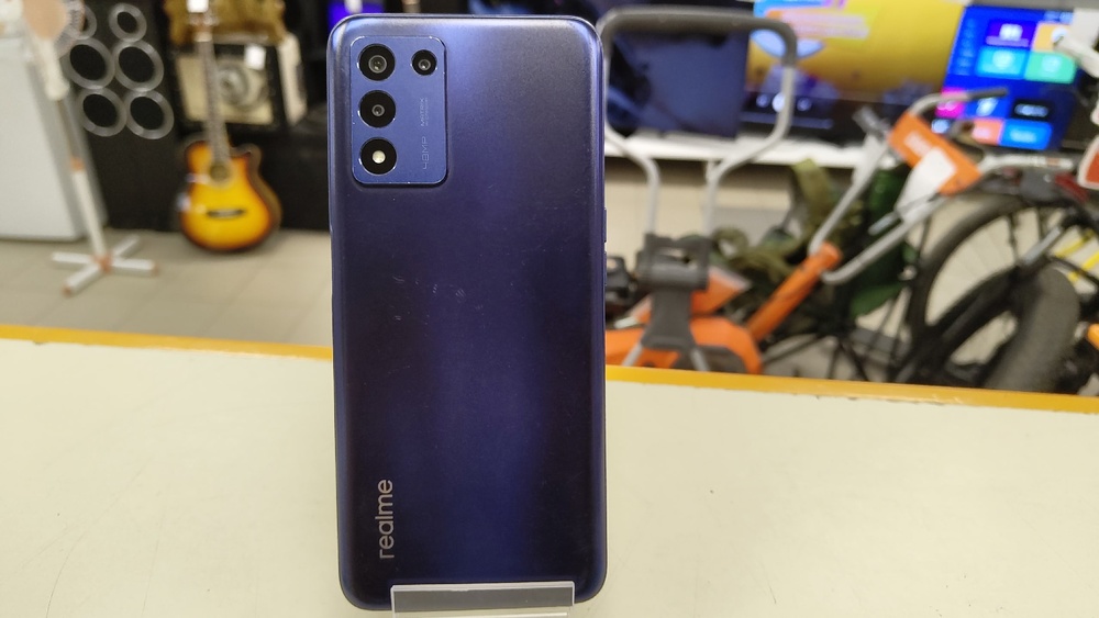 Смартфон Realme Q3S 6/128