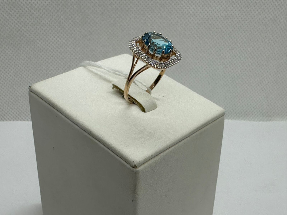 КОЛЬЦО С КАМНЯМИ (Au 585)