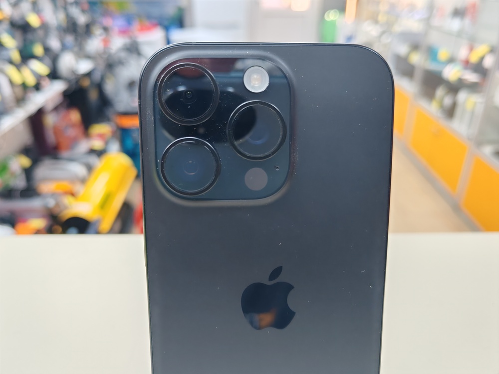 Смартфон Apple Iphone 16 Pro 128Gb