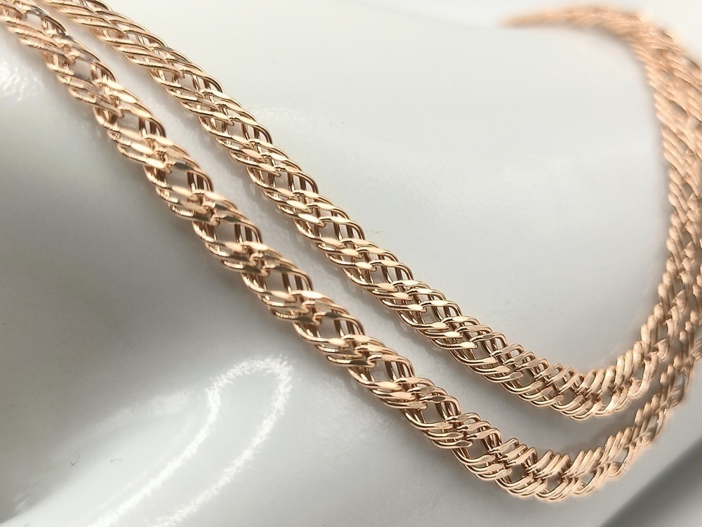 ЦЕПЬ ПУСТОТЕЛАЯ Ромб тройной (Au 585)
