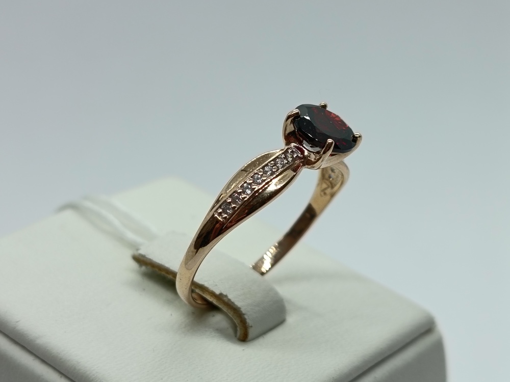 КОЛКМИ585 КОЛЬЦО С КАМНЯМИ (Au 585)