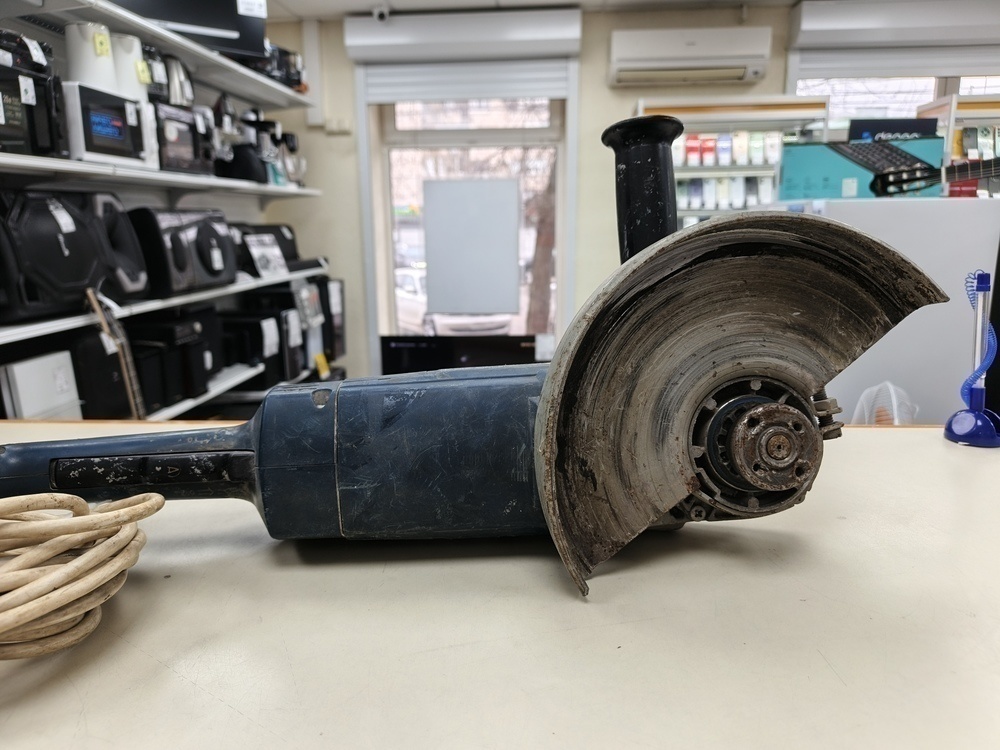 Угловая шлифмашина Bosch GWS 20-230H