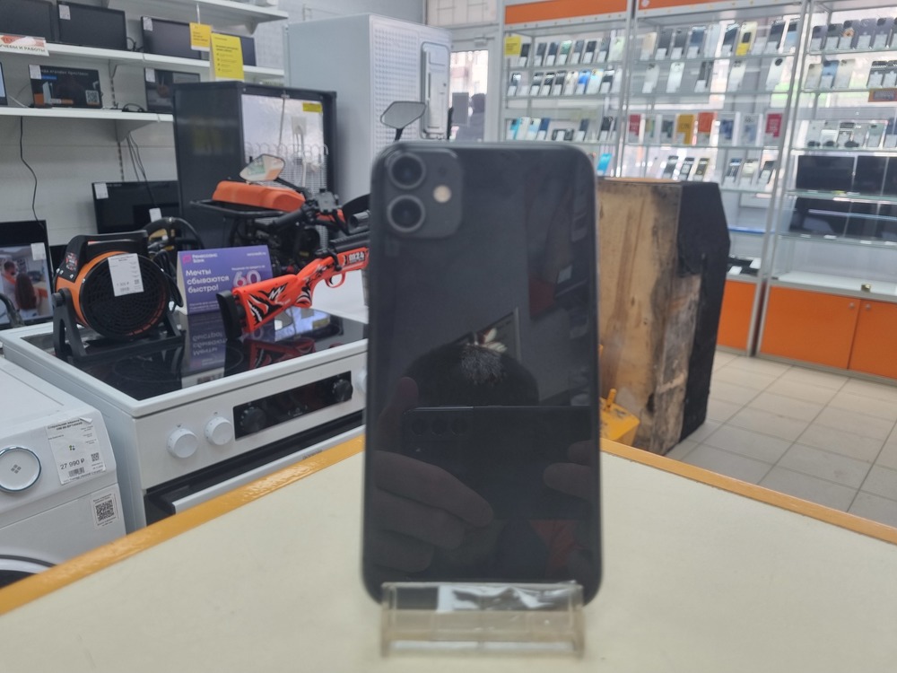 Смартфон Apple iPhone 11 64Gb