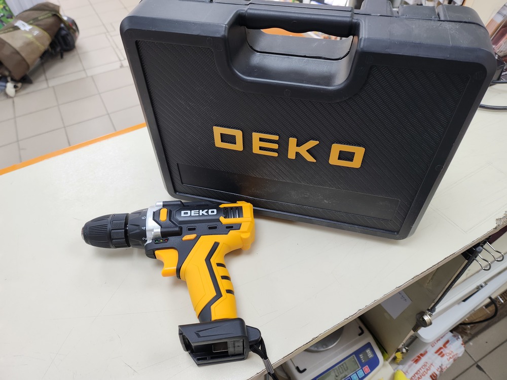Шуруповерт Deko DKCD16FU-LI;