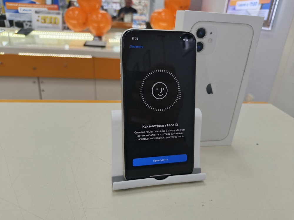 Смартфон Apple iPhone 11 64Gb