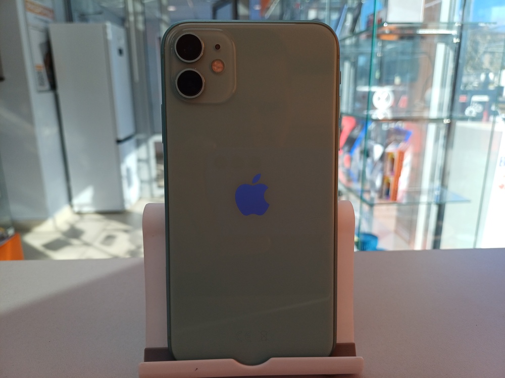 Смартфон Apple iPhone 11 128Gb