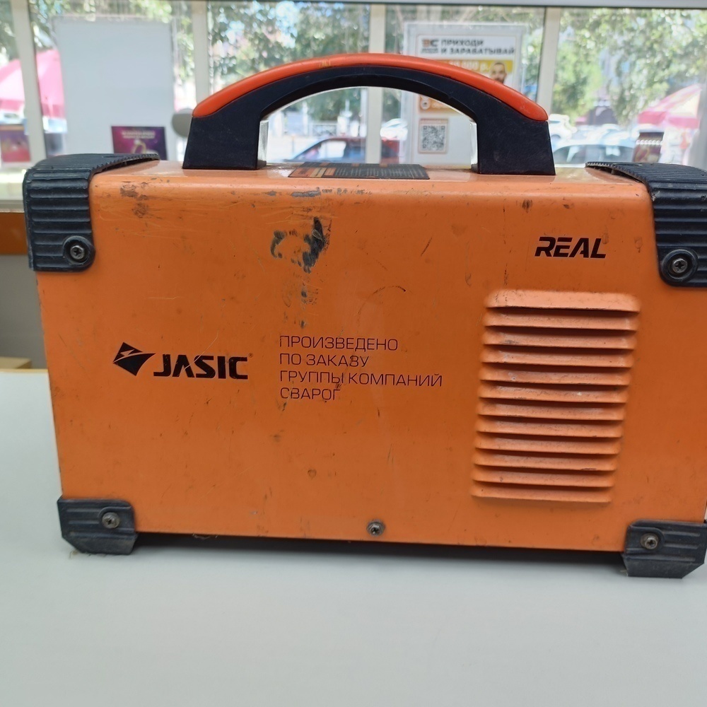 Сварочный аппарат Сварог Jasic ARC-220