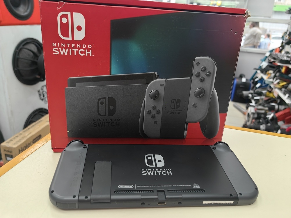 Игровая приставка Nintendo Switch