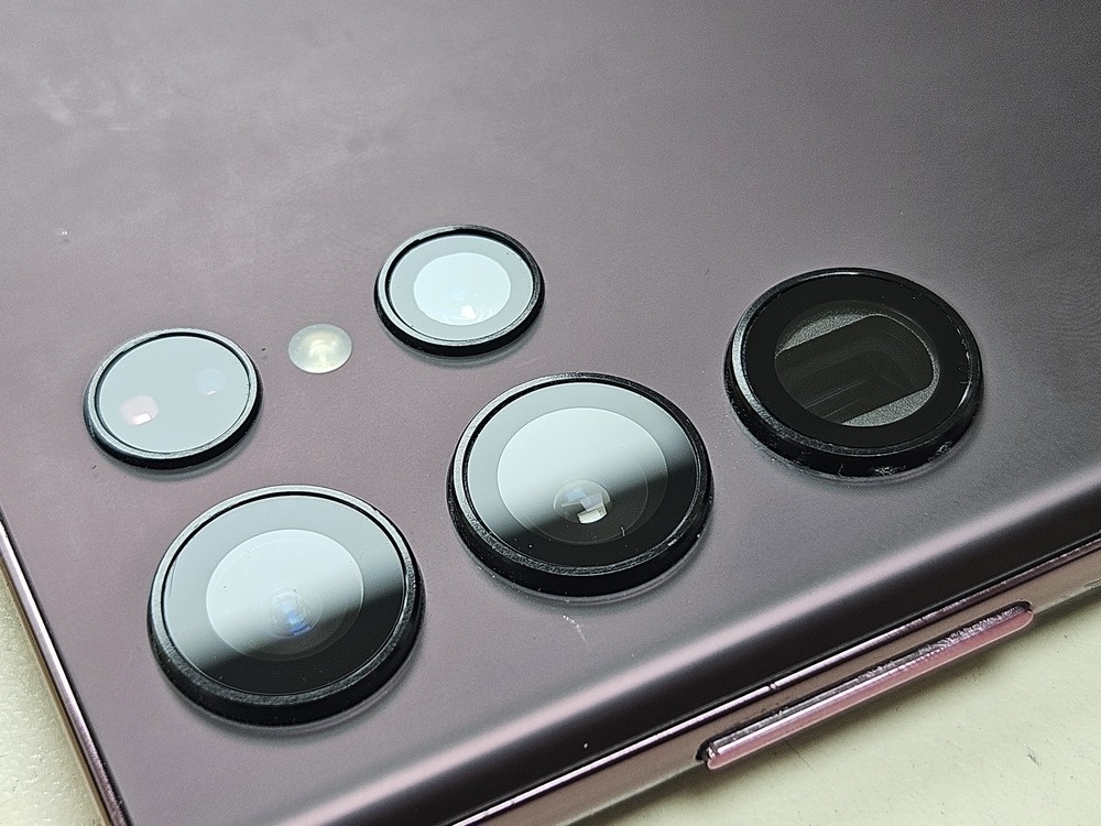 Смартфон Samsung Galaxy S22 Ultra 12/256