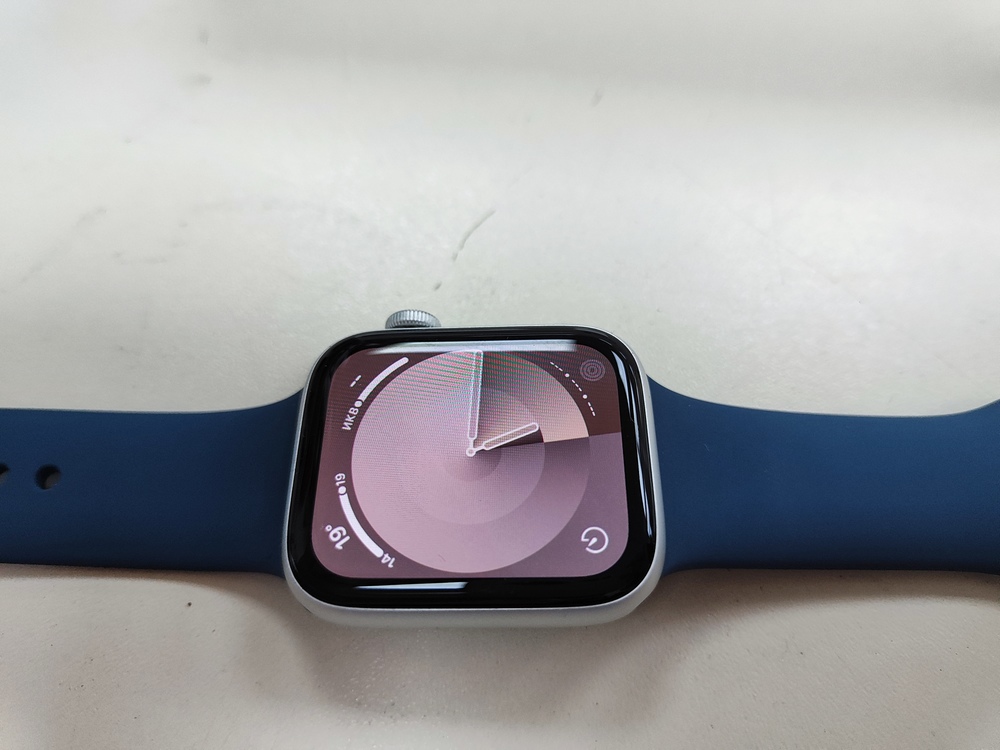 Смарт-часы Apple Watch SE 2022 44mm