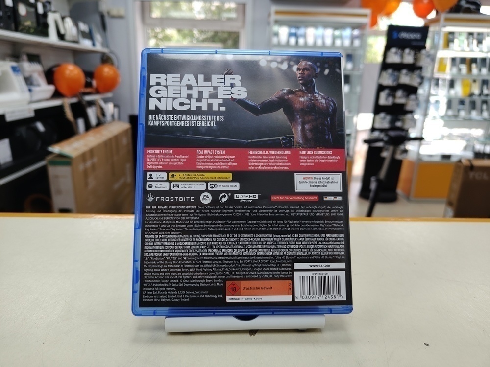 Игра Playstation 5 UFC5