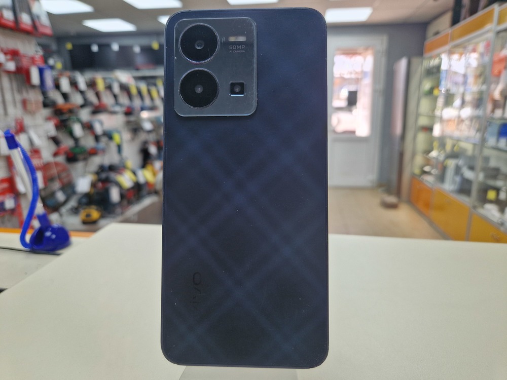 Смартфон Vivo Y35 4/64