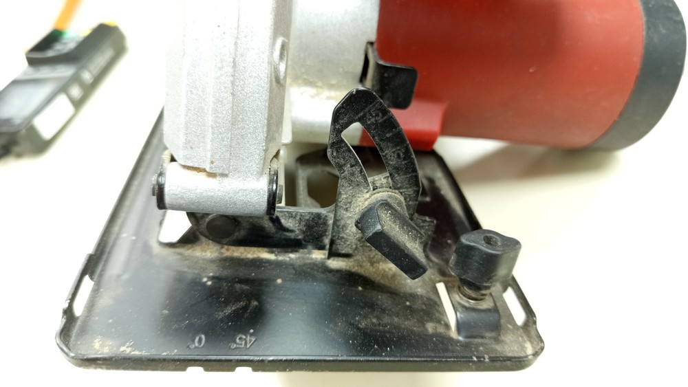 Дисковая пила Elitech ПД 1565