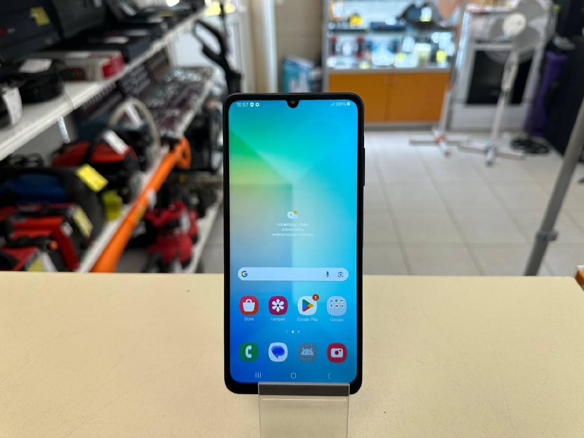 Смартфон Samsung Galaxy A06 4/64
