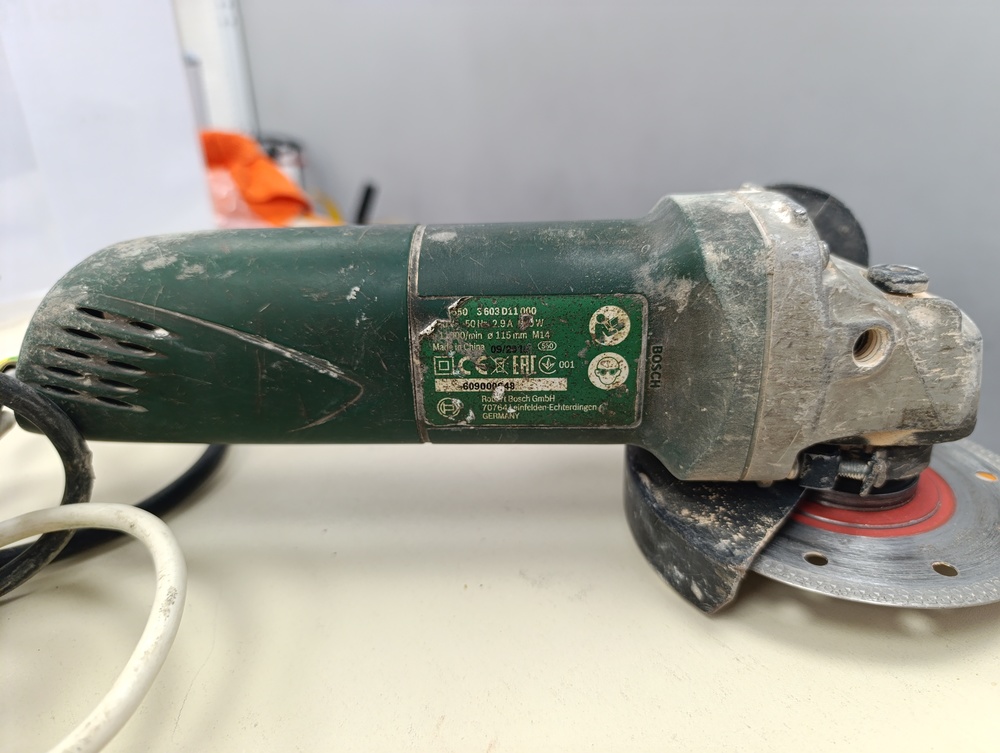 Угловая шлифмашина Bosch PWS 650