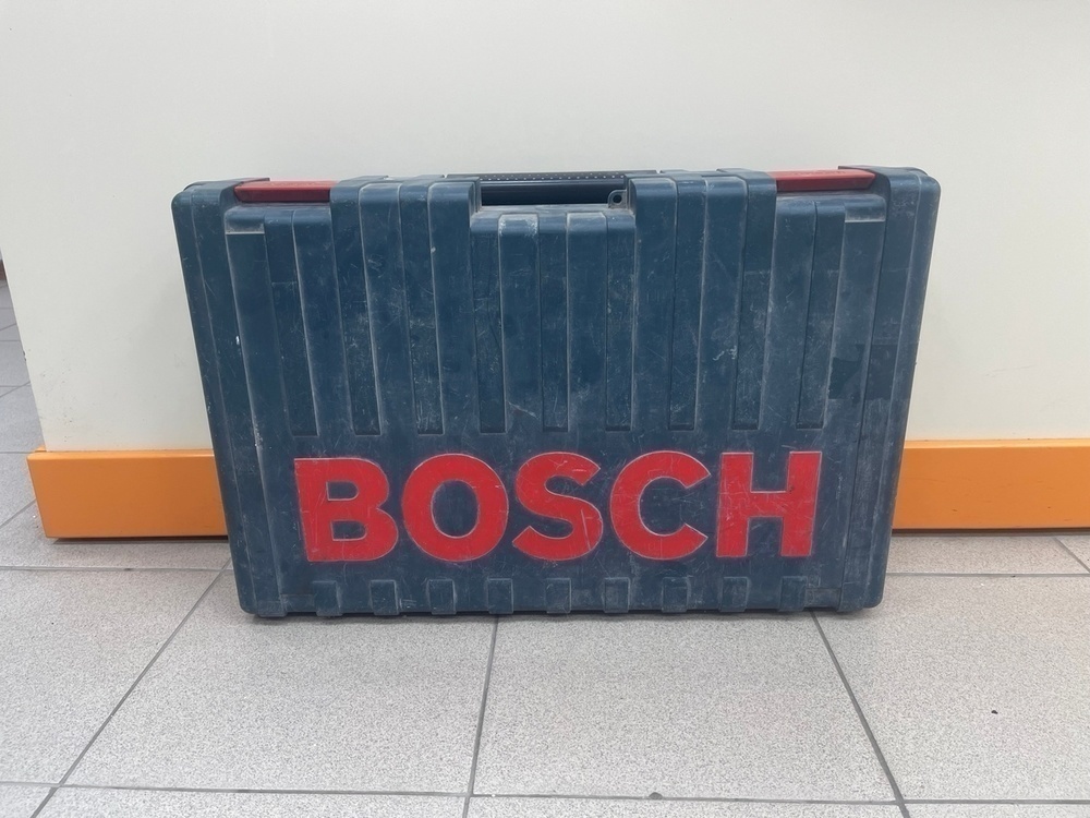 Отбойный молоток Bosch GSH 11E