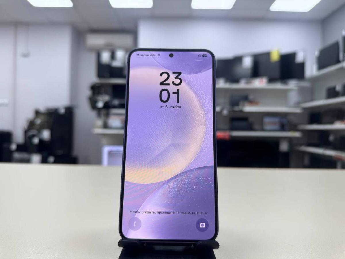 Смартфон Samsung Galaxy S24 8/256