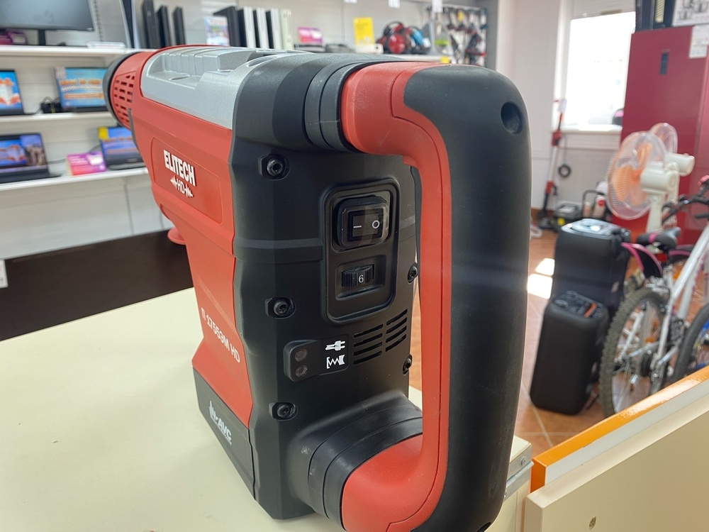 Перфоратор Elitech П 1755ЭМ HD