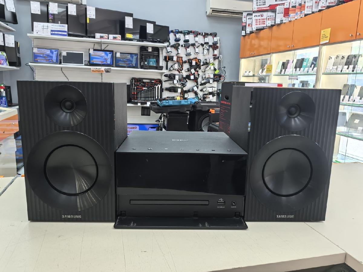 Музыкальный центр Samsung MM-J320