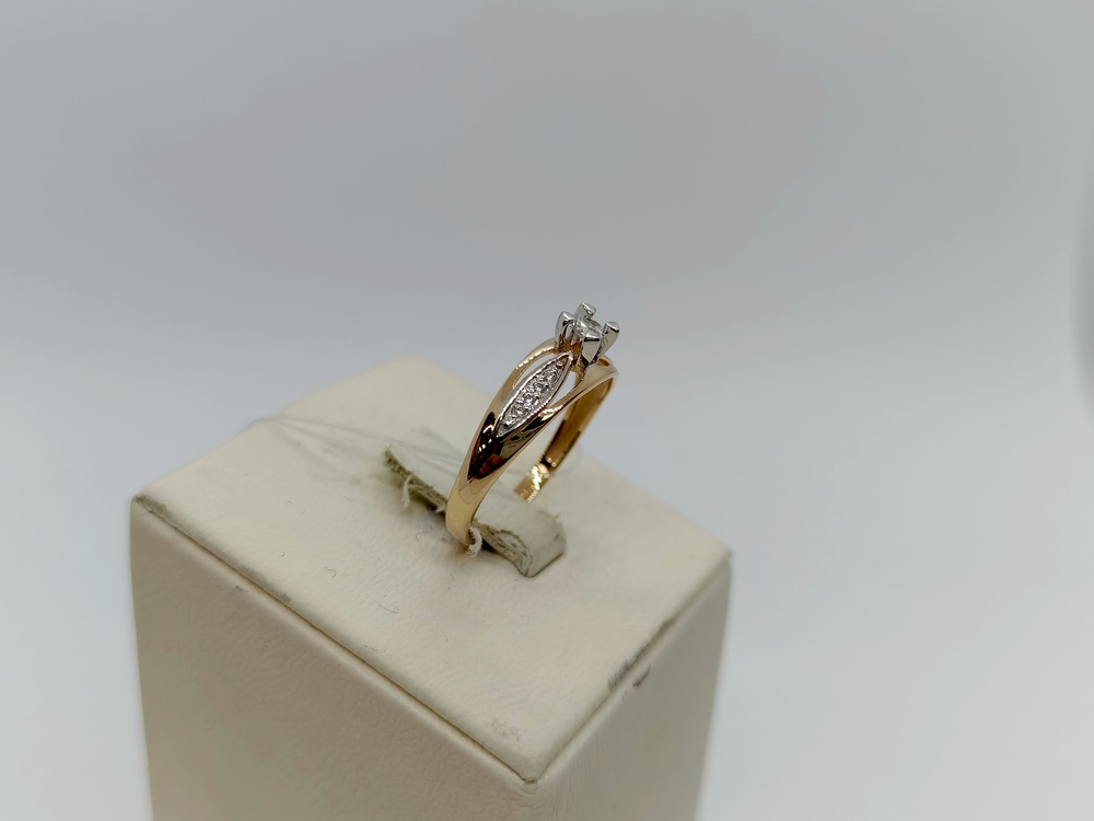 КОЛЬЦО С КАМНЯМИ (Au 585)