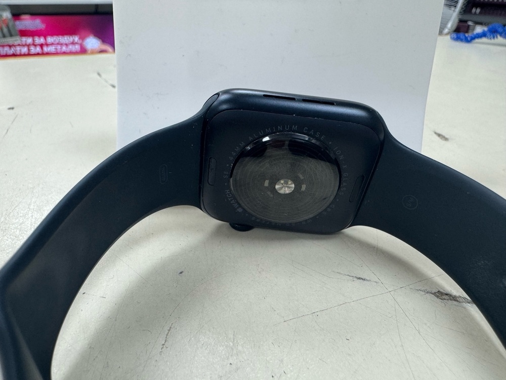 Смарт-часы Apple Watch SE 2022 44mm