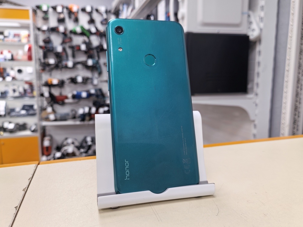 Смартфон Honor 8A 3/64