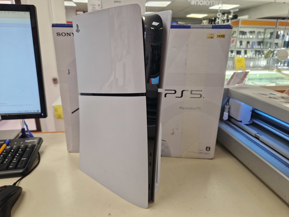Игровая приставка PlayStation 5 Slim 1TB (С дисководом)