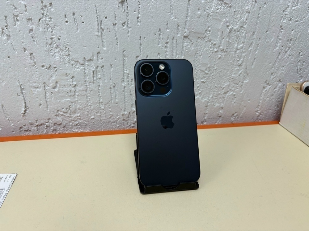 Смартфон Apple Iphone 15 Pro 256Gb
