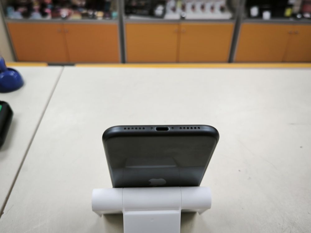 Смартфон Apple iPhone 11 128Gb