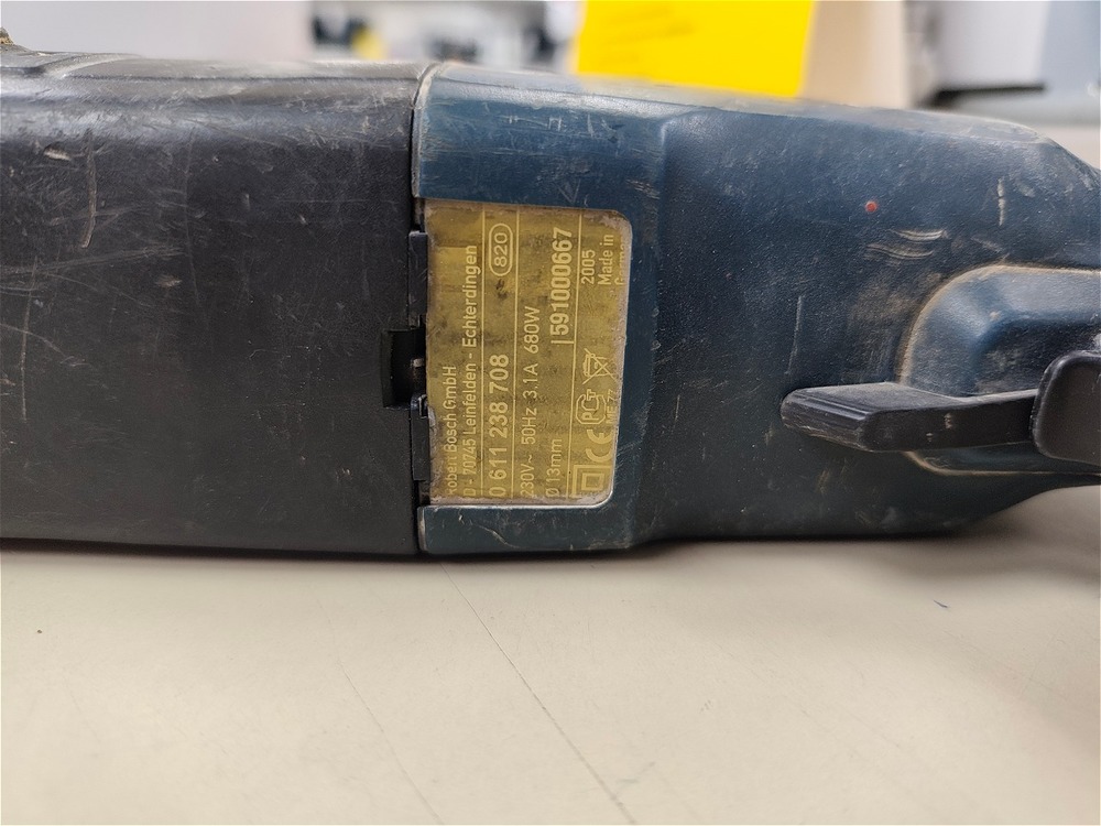 Перфоратор Bosch D-70745