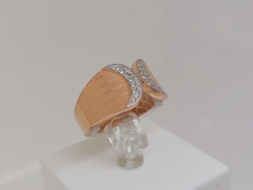 КОЛЬЦО С КАМНЯМИ (Au 585)