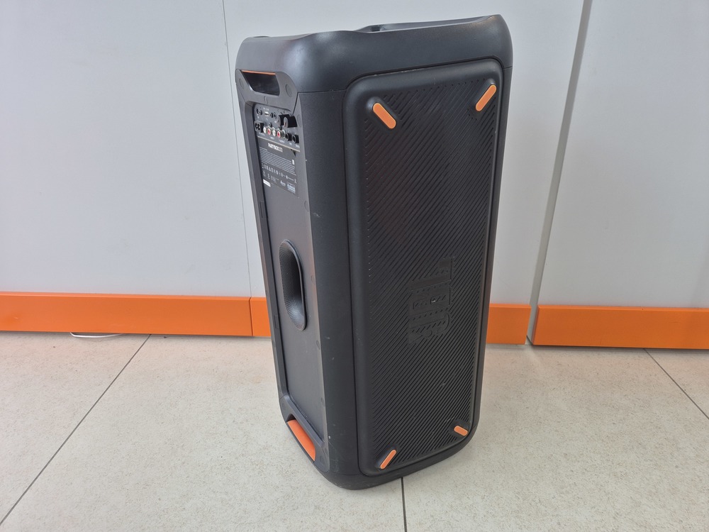 Портативная акустика JBL PARTYBOX 300