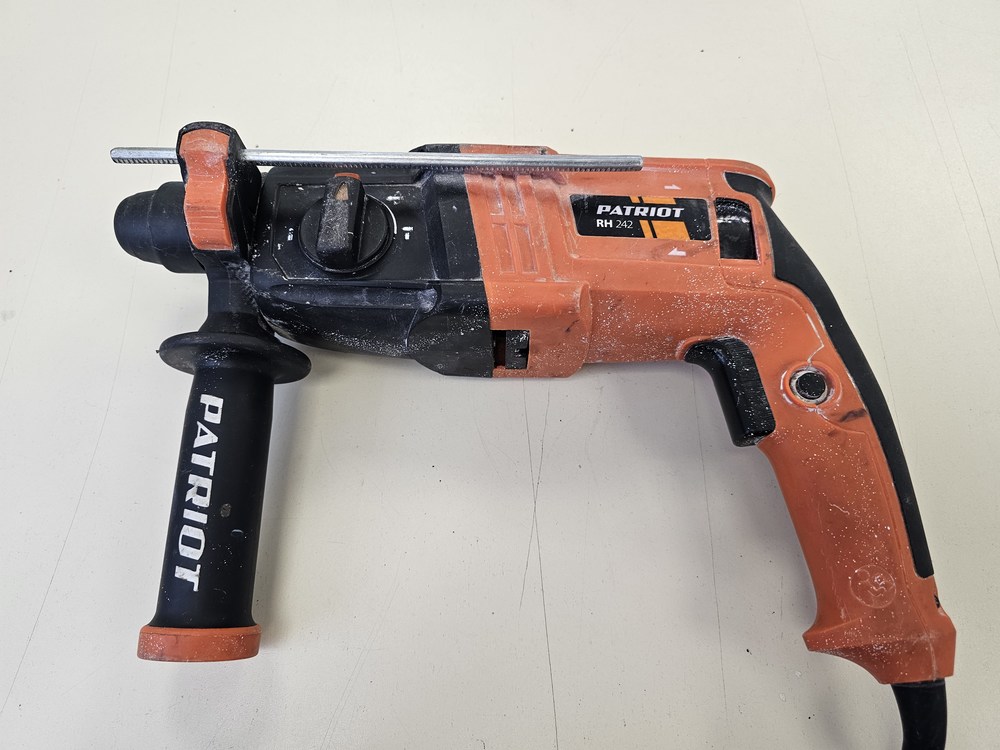 Перфоратор Patriot RH 242;