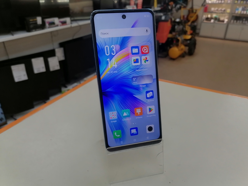 Смартфон Infinix HOT 30i 8/128